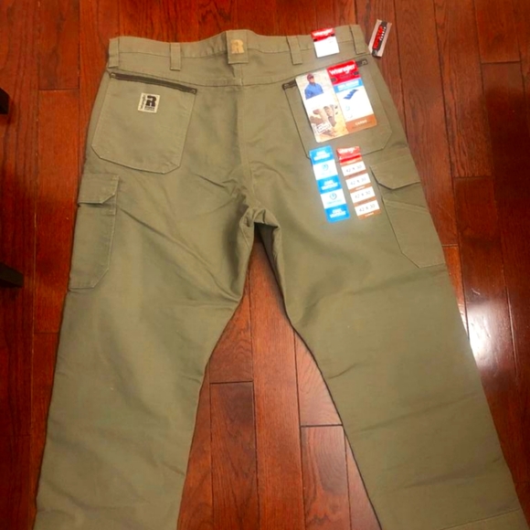 Wrangler Riggs Workwear Cargo Pants - Picture 2 of 6